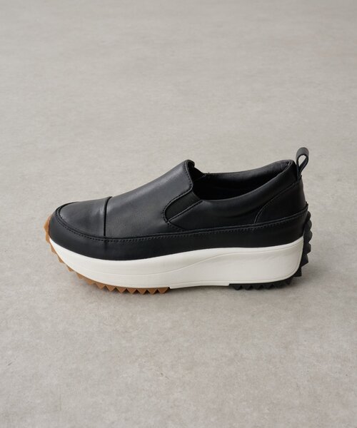 BEARDSLEY（ビアズリー）の「レザースリッポン（スニーカー・レディース・ホワイト/ブラック系その他2・24cm/25cm/24.5cm/23.5cm/23cm/22.5cm）」の6枚目の写真