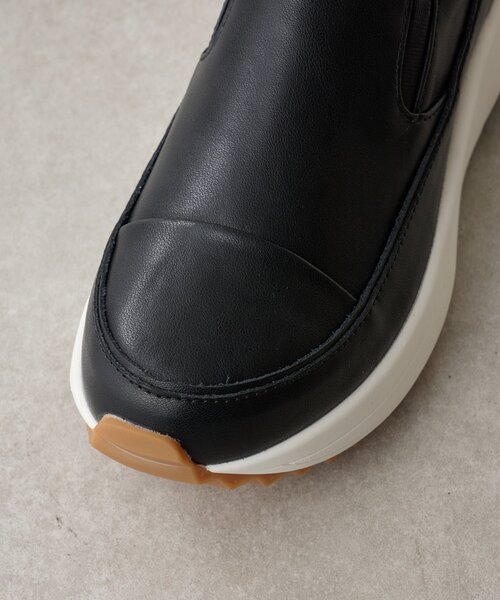 BEARDSLEY（ビアズリー）の「レザースリッポン（スニーカー・レディース・ホワイト/ブラック系その他2・24cm/25cm/24.5cm/23.5cm/23cm/22.5cm）」の7枚目の写真