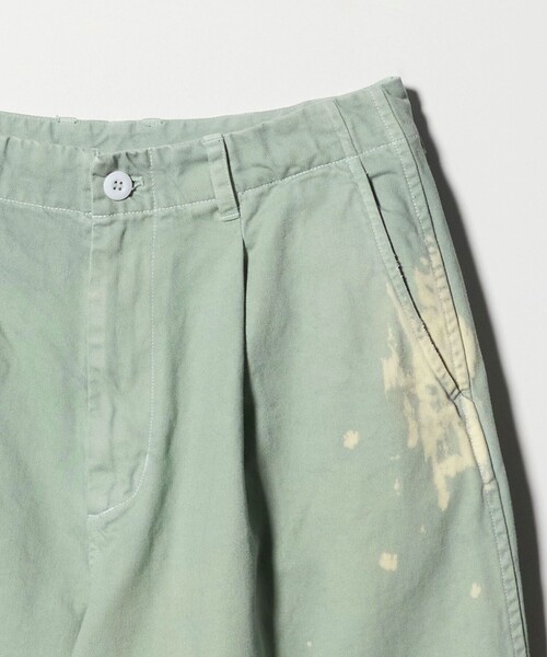 concause(コンコース)の「<concause> wide chino Trouser/チノパンツ(チノパンツ・メンズ・オフホワイト/ブラック/ケリーグリーン・4/5)」の5枚目の写真