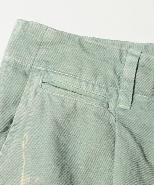 concause(コンコース)の「<concause> wide chino Trouser/チノパンツ(チノパンツ・メンズ・オフホワイト/ブラック/ケリーグリーン・4/5)」の6枚目の写真