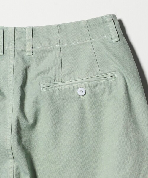 concause(コンコース)の「<concause> wide chino Trouser/チノパンツ(チノパンツ・メンズ・オフホワイト/ブラック/ケリーグリーン・4/5)」の8枚目の写真