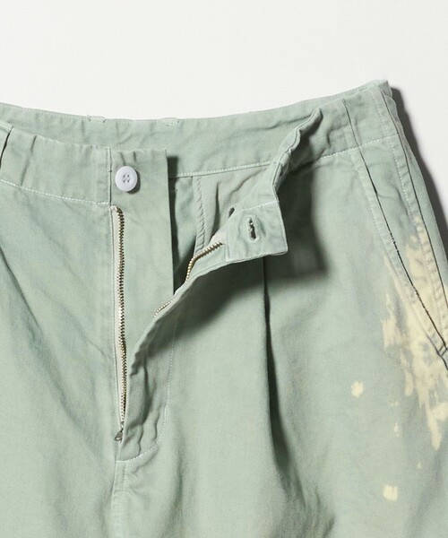 concause(コンコース)の「<concause> wide chino Trouser/チノパンツ(チノパンツ・メンズ・オフホワイト/ブラック/ケリーグリーン・4/5)」の9枚目の写真