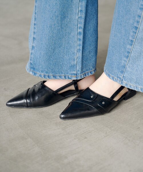 Kastane(カスタネ)の「スタッズトゥパンプス(パンプス・レディース・サンドベージュ/ブラック・37/36/38)」の4枚目の写真