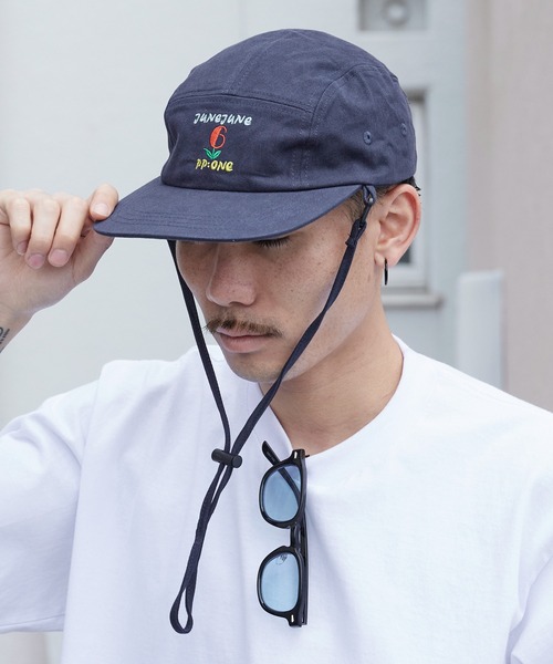 Chick(チック)の「Jet Cap with Chin Strap and Embroidered Logo / あご紐付き ロゴ刺繍 ジェットキャップ 2026年 夏 夏服(キャップ・レディース・ネイビー/ピンク・FREE)」の17枚目の写真