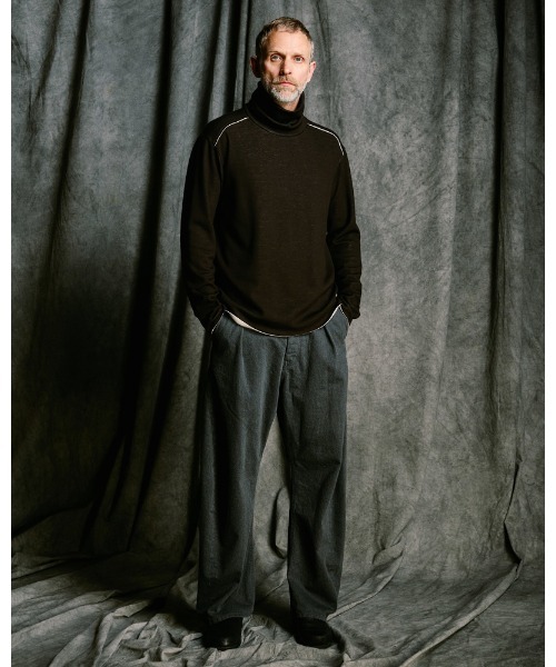 wjk(ダヴルジェイケイ)の「wide banana denim(OW)(デニムパンツ・メンズ・チャコールグレー/インディゴブルー・SMALL/MEDIUM/LARGE/X-LARGE)」の12枚目の写真