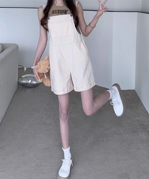 GLAMOROUS JANE（グラマラスジェーン）の「ショートパンツサロペット（つなぎ/オールインワン・レディース・アイボリー/カーキ・M/L）」の4枚目の写真
