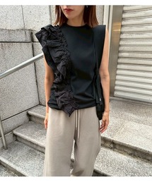 LE CIEL BLEU | ラッフルディテールスリーブレスTシャツ / Ruffle Detail Sleeveless T-Shirt(Tシャツ/カットソー)