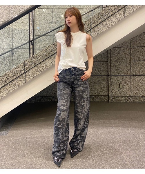 LE CIEL BLEU(ルシェルブルー)の「ラッフルディテールスリーブレスTシャツ / Ruffle Detail Sleeveless T-Shirt(Tシャツ/カットソー・レディース・ブラック/オフホワイト・36)」の21枚目の写真