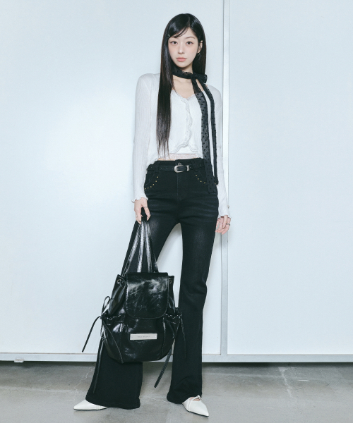 NICK&NICOLE(ニックアンドニコール)の「STUD BOOTSCUT DENIM PANTS_BLACK(デニムパンツ・レディース・その他・MEDIUM/LARGE/SMALL)」の3枚目の写真