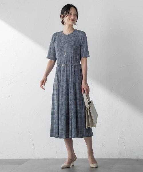 LAUTREAMONT(ロートレアモン)の「フィットフレアワンピース(ワンピース・レディース・ダークネイビー・9号)」の4枚目の写真