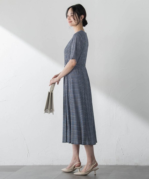 LAUTREAMONT(ロートレアモン)の「フィットフレアワンピース(ワンピース・レディース・ダークネイビー・9号)」の5枚目の写真