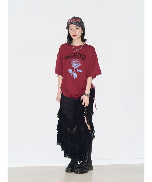 jouetie(ジュエティ)の「ローズロゴルーズTシャツ(Tシャツ/カットソー・レディース・オフホワイト/ブラック/レッド・FREE)」の5枚目の写真