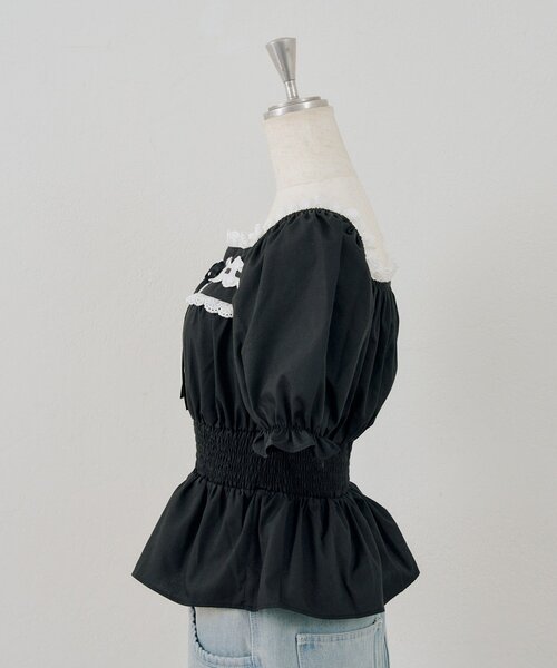 continuer de NICE CLAUP(コンティニューデナイスクラップ)の「スクエアレースペプラムBL(シャツ/ブラウス・レディース・ピンク/ブラック/ブラック系その他・FREE)」の19枚目の写真