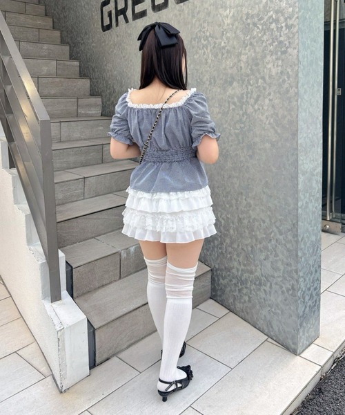 continuer de NICE CLAUP(コンティニューデナイスクラップ)の「スクエアレースペプラムBL(シャツ/ブラウス・レディース・ピンク/ブラック/ブラック系その他・FREE)」の8枚目の写真