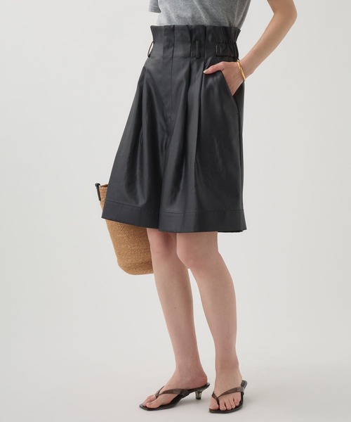 BABYLONE(バビロン)の「レザーライクサテンハーフパンツ(その他パンツ・レディース・ブラック/ブラウン・フリー)」の19枚目の写真