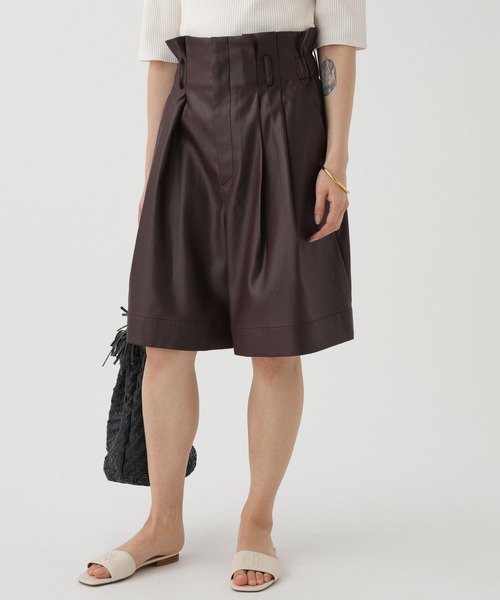 BABYLONE(バビロン)の「レザーライクサテンハーフパンツ(その他パンツ・レディース・ブラック/ブラウン・フリー)」の11枚目の写真