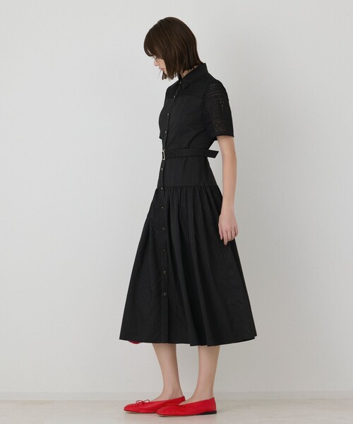 GRACE CONTINENTAL(グレースコンチネンタル)の「レースドッキングフレアワンピース(ドレス・レディース・ブラック/キナリ・38/36)」の17枚目の写真