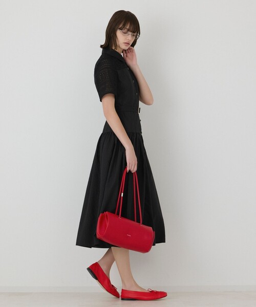 GRACE CONTINENTAL(グレースコンチネンタル)の「レースドッキングフレアワンピース(ドレス・レディース・ブラック/キナリ・38/36)」の19枚目の写真