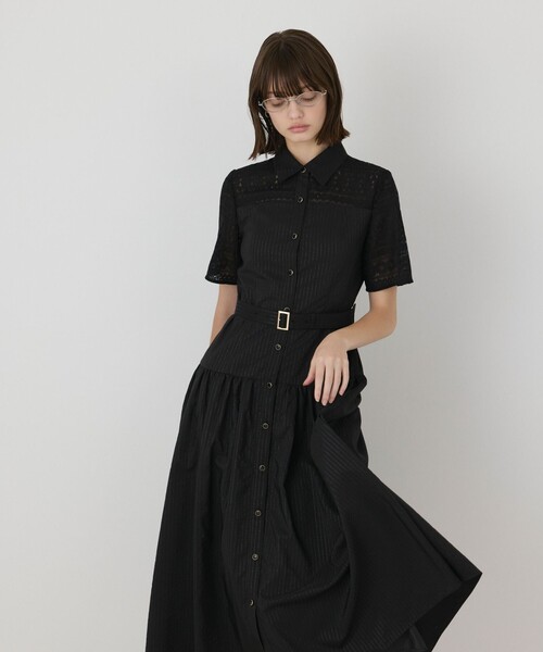 GRACE CONTINENTAL(グレースコンチネンタル)の「レースドッキングフレアワンピース(ドレス・レディース・ブラック/キナリ・38/36)」の20枚目の写真