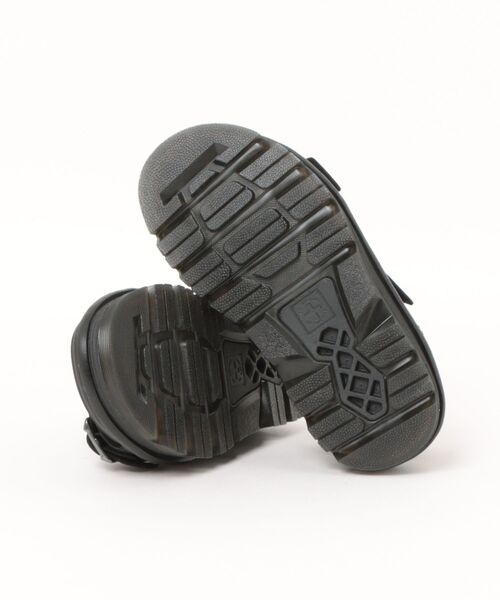 Dr. Martens(ドクターマーチン)の「【Dr.Martens】ドクターマーチン ZEBZAG(ゼブザグ)ストラップサンダル 43398001(サンダル・レディース・ブラック・5inch/6inch/4inch)」の3枚目の写真