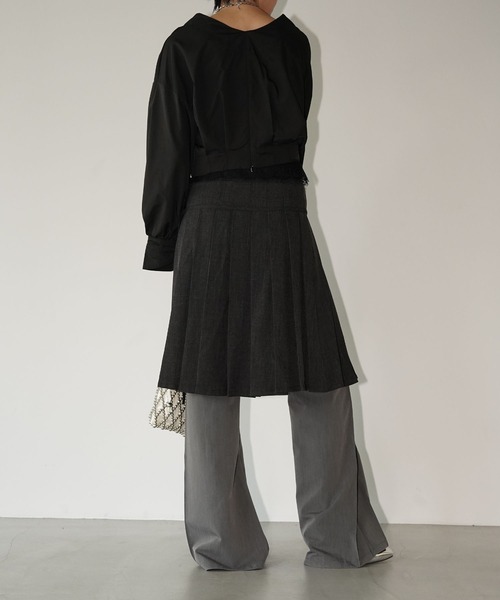 chuclla(チュクラ)の「ストラップ クロップドブラウス chw26a019(シャツ/ブラウス・レディース・ブラック/ホワイト・FREE)」の7枚目の写真