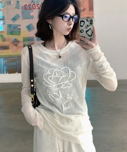Ritzy(リッツィー)の「Y2KフラワープリントシアーロングTシャツ(Tシャツ/カットソー・レディース・ホワイト・XL/L/M)」の11枚目の写真