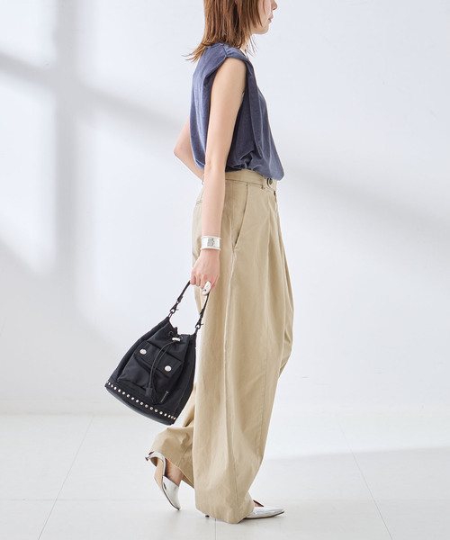 Mackintosh（マッキントッシュ）の「MACKINTOSH/マッキントッシュ DRAWSTRING BUCKET STUDS バッグ（クラッチバッグ・レディース・ブラック・FREE）」の5枚目の写真