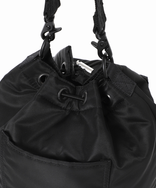 Mackintosh（マッキントッシュ）の「MACKINTOSH/マッキントッシュ DRAWSTRING BUCKET STUDS バッグ（クラッチバッグ・レディース・ブラック・FREE）」の13枚目の写真
