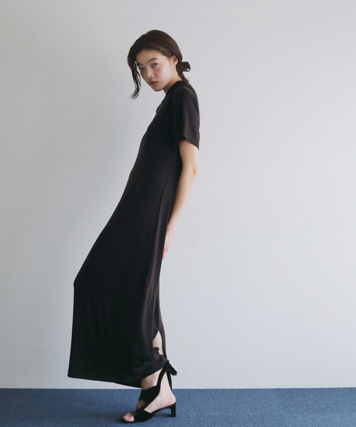 anuke（アンヌーク）の「Soft Cocoon Onepiece（ワンピース・レディース・ブラウン/チャコールグレー・36inch/38inch）」の4枚目の写真