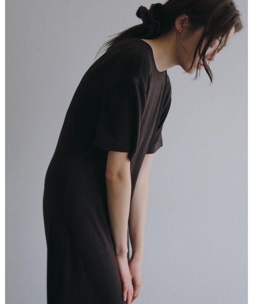anuke（アンヌーク）の「Soft Cocoon Onepiece（ワンピース・レディース・ブラウン/チャコールグレー・36inch/38inch）」の5枚目の写真