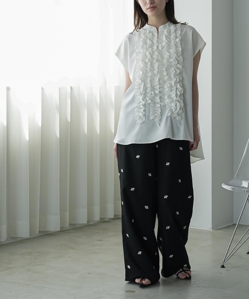 mili an deni（ミリアンデニ）の「フレンチスリーブフロントフリルブラウス（シャツ/ブラウス・レディース・ブラック/ホワイト・M）」の18枚目の写真