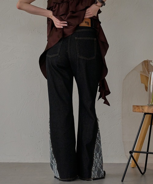 mideal（マイディール）の「lace flare denim pants / レースフレアデニムパンツ（デニムパンツ・レディース・ブラック/ライトブルー・X-SMALL/SMALL/MEDIUM）」の18枚目の写真
