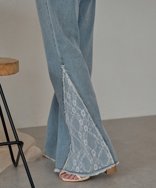 mideal（マイディール）の「lace flare denim pants / レースフレアデニムパンツ（デニムパンツ・レディース・ブラック/ライトブルー・X-SMALL/SMALL/MEDIUM）」の5枚目の写真