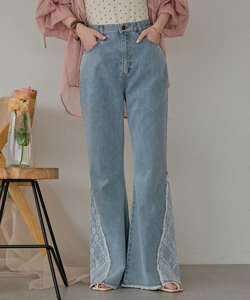 mideal（マイディール）の「lace flare denim pants / レースフレアデニムパンツ（デニムパンツ・レディース・ブラック/ライトブルー・X-SMALL/SMALL/MEDIUM）」の3枚目の写真
