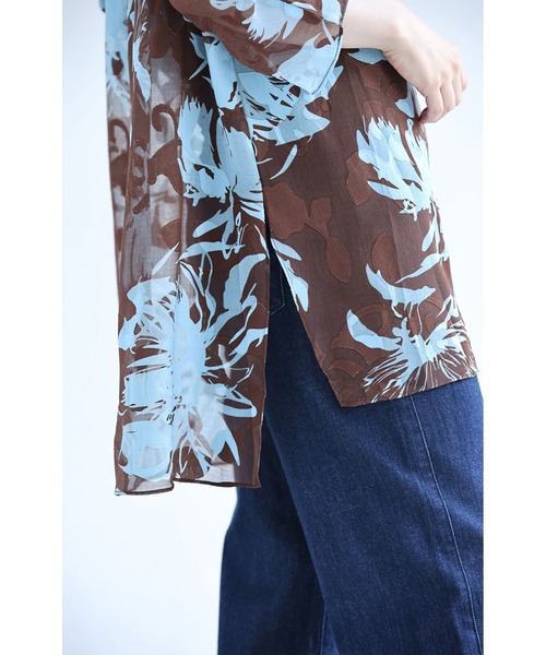 cawaii（カワイイ）の「ジャガードの花浮かぶチョコミントカラーシアーチュニック（シャツ/ブラウス・レディース・ブラウン・FREE）」の9枚目の写真