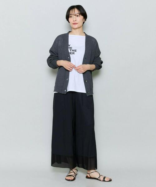 MOGA(モガ)の「SHION×TSUMUGI Vネックカーディガン(カーディガン/ボレロ・レディース・ベージュ/チャコールグレー・2)」の15枚目の写真