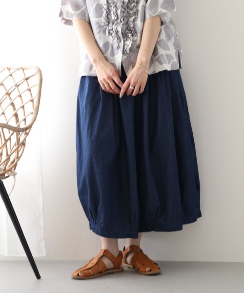 ubasoku(ウバソク)の「ubasoku リネン混デニム ボリュームパンツ(デニムパンツ・レディース・インディゴブルー・FREE)」の1枚目の写真