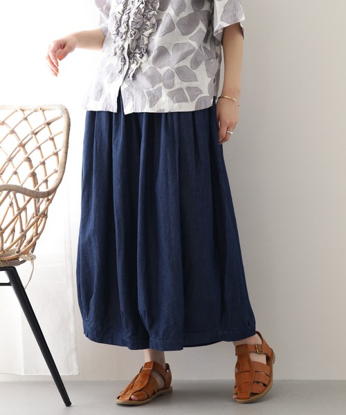 ubasoku(ウバソク)の「ubasoku リネン混デニム ボリュームパンツ(デニムパンツ・レディース・インディゴブルー・FREE)」の2枚目の写真