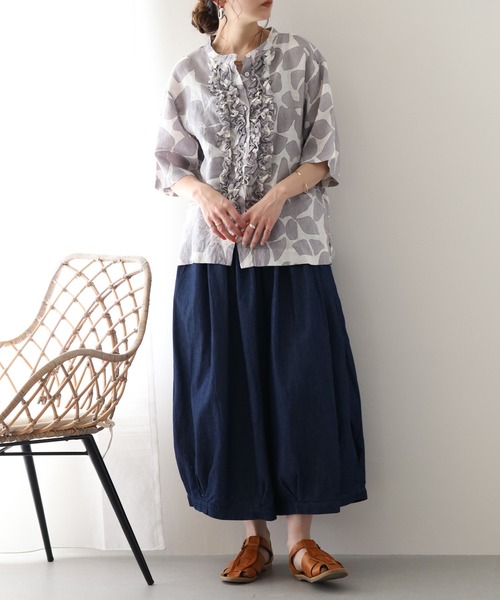 ubasoku(ウバソク)の「ubasoku リネン混デニム ボリュームパンツ(デニムパンツ・レディース・インディゴブルー・FREE)」の7枚目の写真
