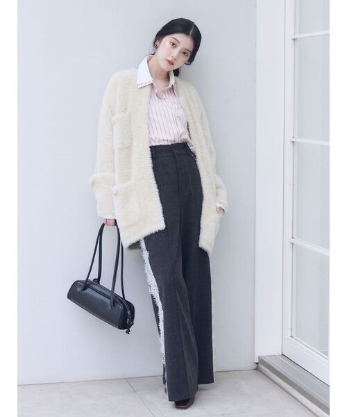 LAGUNAMOON（ラグナムーン）の「【WEB限定カラーあり】ポケットシャギーニットカーディガン【秋服】（カーディガン/ボレロ・レディース・モカ/イエロー/ライトグレー/アイボリー・FREE）」の8枚目の写真