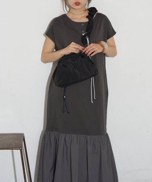 CIAOPANIC TYPY(チャオパニックティピー)の「【KAIRI企画】脱部屋着見え!2WAYヘンリーワンピ(ワンピース・レディース・ブラウン/オフホワイト/チャコールグレー・ONE SIZE)」の15枚目の写真