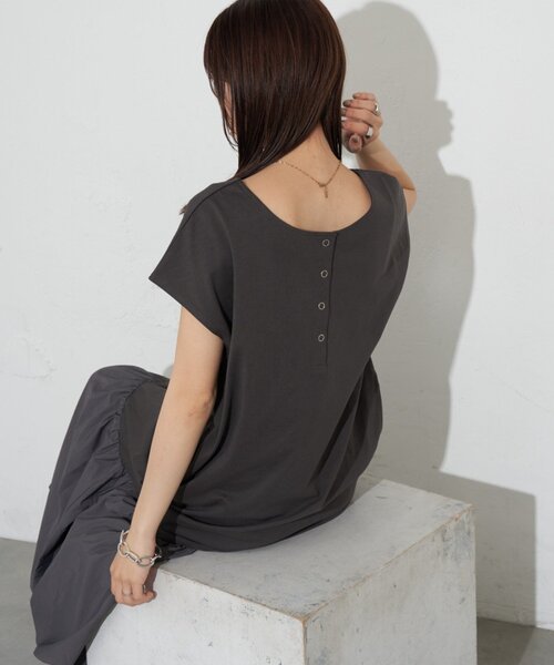 CIAOPANIC TYPY(チャオパニックティピー)の「【KAIRI企画】脱部屋着見え!2WAYヘンリーワンピ(ワンピース・レディース・ブラウン/オフホワイト/チャコールグレー・ONE SIZE)」の6枚目の写真