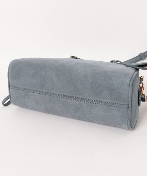 CHARLES & KEITH(チャールズ & キース)の「Vega ベガ イロンゲーテッド ボウリング バッグ(トートバッグ・レディース・ブルー系その他7・S)」の4枚目の写真