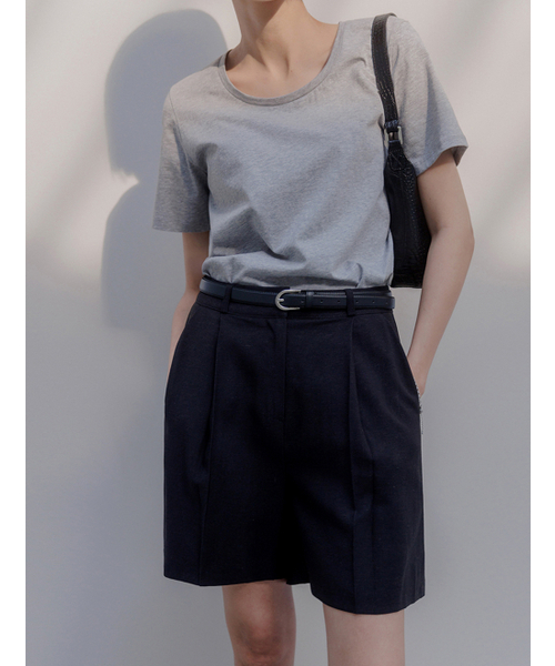 MEMUA(メムア)の「メムア UネックリブTシャツ (ホワイト)(Tシャツ/カットソー・レディース・チャコール/ダークネイビー/グレー/ダークブラウン/ブラック/アイボリー・FREE)」の8枚目の写真