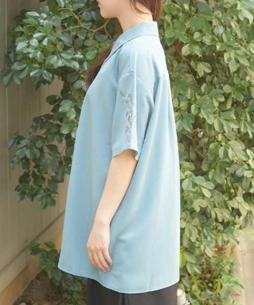 axes femme(アクシーズファム)の「チェーン付刺繍シャツ(シャツ/ブラウス・レディース・ホワイト/ミント/ブラック・FREE)」の10枚目の写真