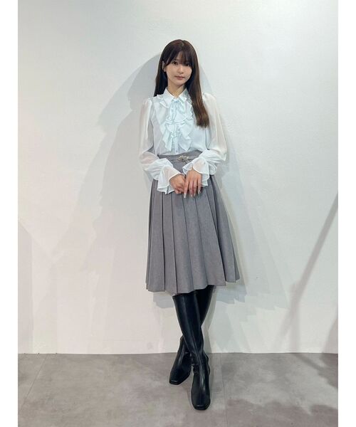 MERCURYDUO(マーキュリーデュオ)の「プリーツラッフルブラウス(シャツ/ブラウス・レディース・ライトブルー/ピンク/オフホワイト・FREE)」の14枚目の写真