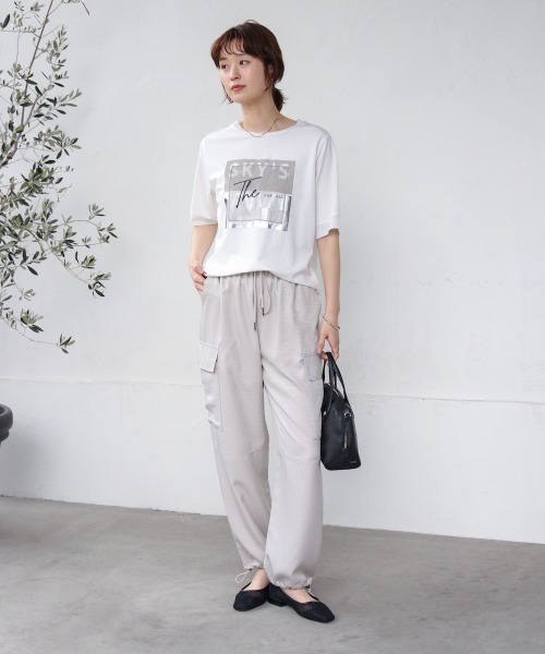 Bou Jeloud(ブージュルード)の「スクエアBOXロゴT-shirt(Tシャツ/カットソー・レディース・ブラック/オフホワイト・FREE)」の14枚目の写真