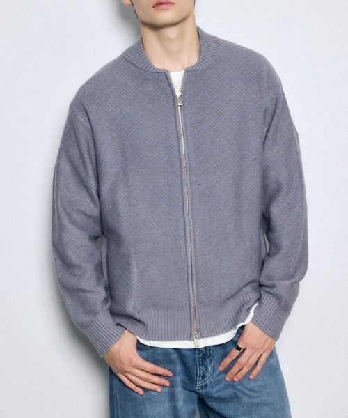 AZUL by moussy(アズールバイマウジー)の「テクスチャーニットジップブルゾン 秋服 冬服(ブルゾン・メンズ・ブラック/ネイビー/ライトグレー・LARGE/MEDIUM)」の2枚目の写真