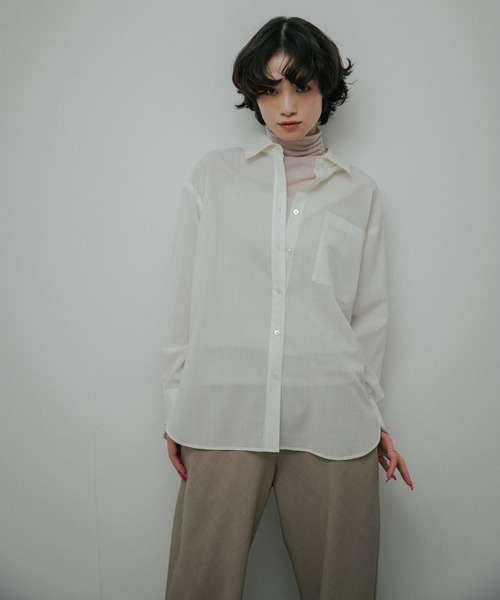URBAN RESEARCH DOORS（アーバンリサーチドアーズ）の「Wool Blend Basic Shirts（シャツ/ブラウス・レディース・グレー/オフホワイト・FREE）」の20枚目の写真
