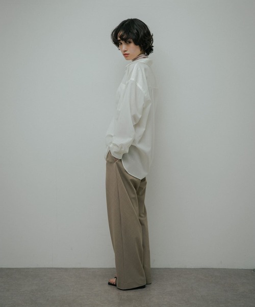 URBAN RESEARCH DOORS（アーバンリサーチドアーズ）の「Wool Blend Basic Shirts（シャツ/ブラウス・レディース・グレー/オフホワイト・FREE）」の17枚目の写真
